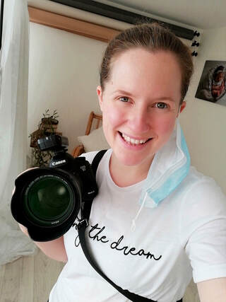 nicola muir photography headshot self portrait selfie photography studio gosport